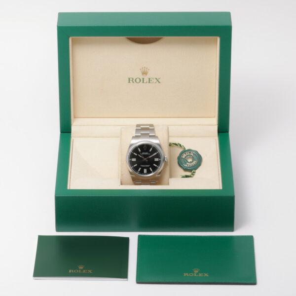 ROLEX OYSTER PERPTUAL 124300