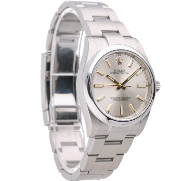ROLEX OYSTER PERPETUAL 124200